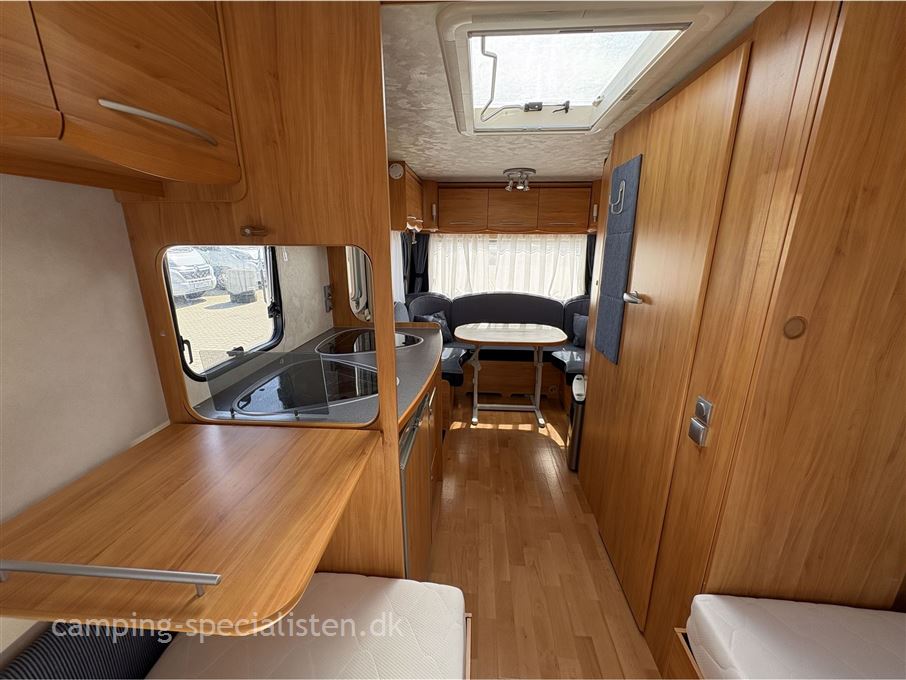 Adria Adora 472 LU Enkeltsenge